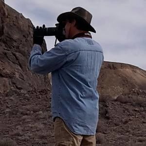 Meet your Posher, Dennis